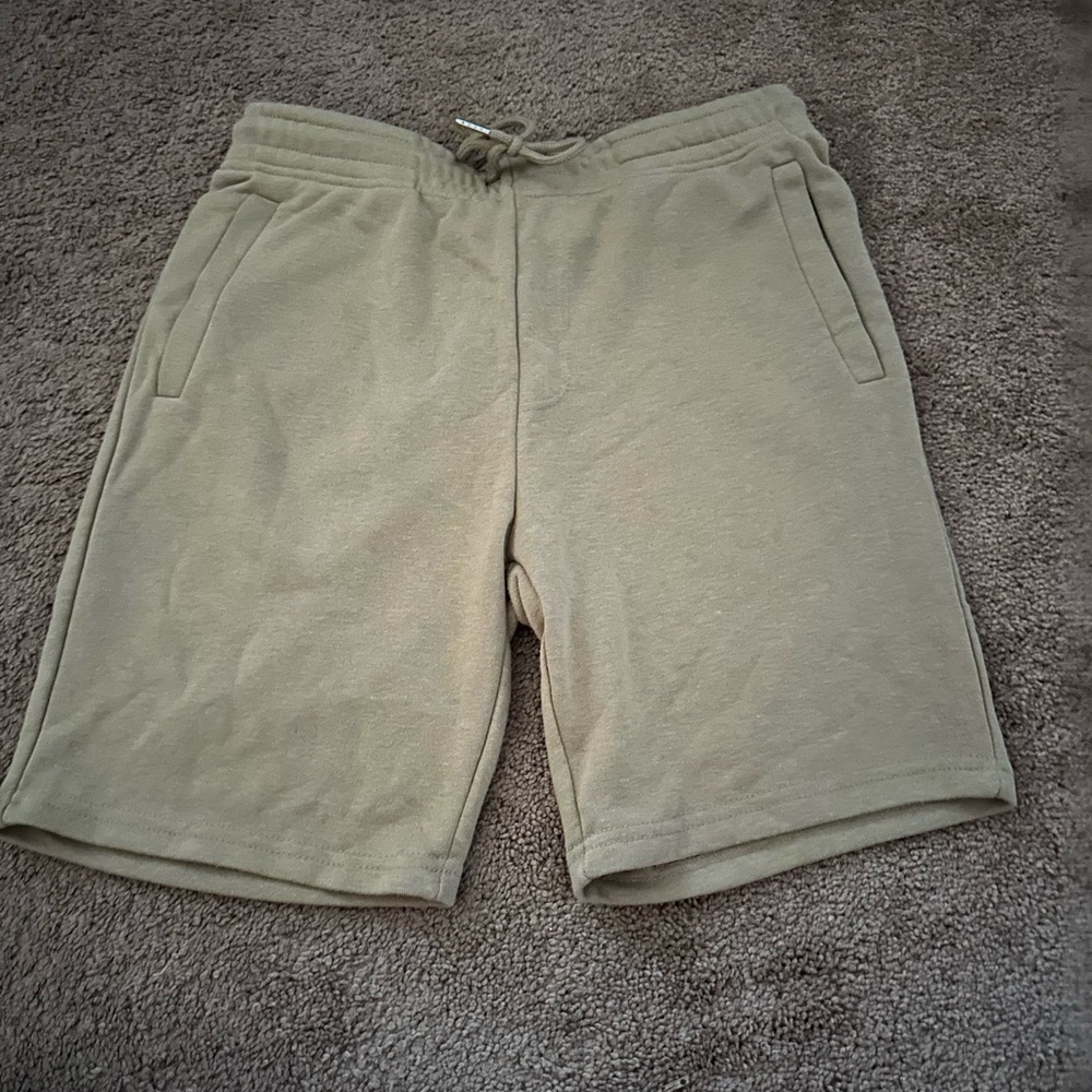 Tan sweat-shorts size small (fits like a medium)